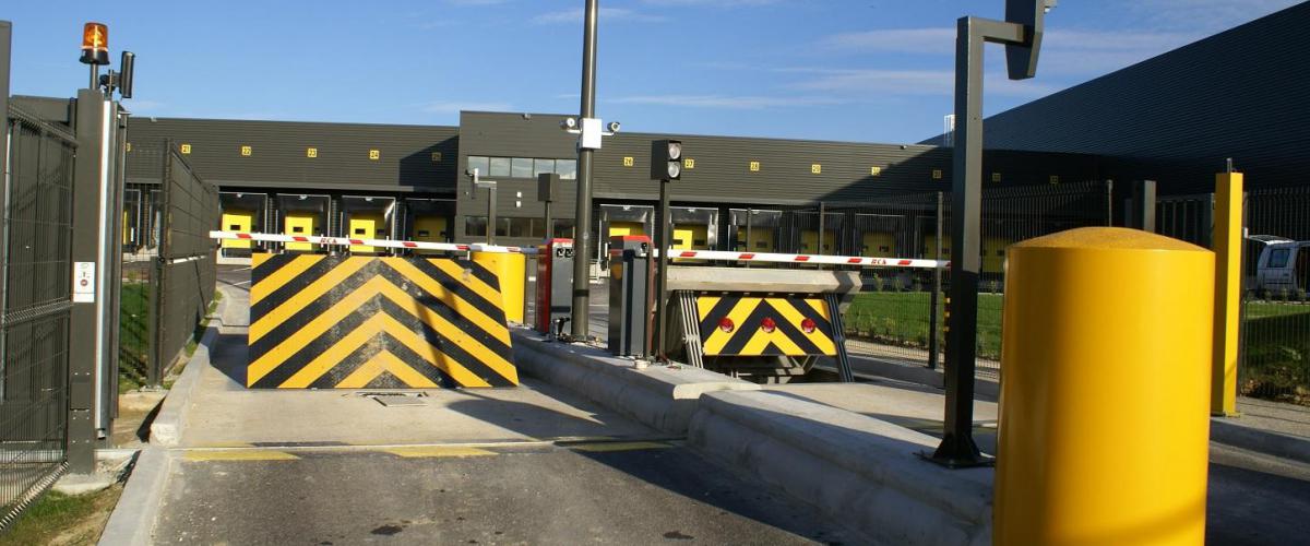 Wedge Barrier - Roadbloc